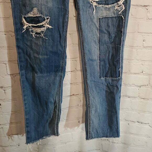 American Eagle Outfitters tomgirl distressed jeans size 0 - Picture 4 of 10